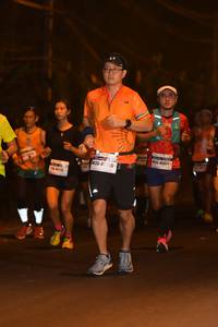 BIB: 45927
                            <button type="button" onclick="openModal(9886292)" class="btn btn-primary btn-sm float-right btn-popup" data-toggle="modal" data-target=".modal-high-quality">
                        <i class="fas fa-shopping-cart"></i> Add to Cart
                    </button>
                                            <button type="button" onclick="isThisMe(9886292, true)" class="btn btn-success btn-sm float-right btn-popup btn-isme hidden" data-toggle="tooltip" data-placement="bottom" title="นี่คือรูปของคุณใช่ไหม คลิกที่นี่เพื่อเอาเข้าอัลบั้ม">
                        <i class="fas fa-plus"></i> Add to album
                    </button>
                    <button type="button" onclick="isThisMe(9886292, false)" class="btn btn-warning btn-sm float-right btn-popup btn-isnotme hidden">
                        <i class="fas fa-ban"></i> Remove from album
                    </button>